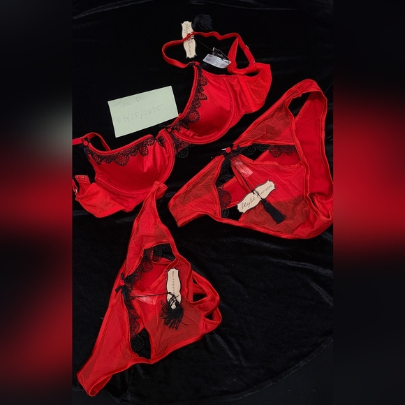 Playful promises 1/3 cup satin bra - Picture 3 of 3